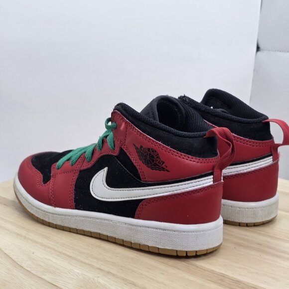 Nike Air Jordan 1 Retro Holiday Season Christmas DQ8419-006 Youth Shoe size 1Y - Picture 7 of 9